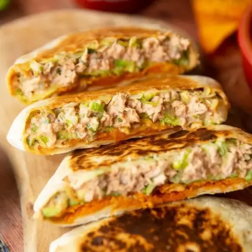 Spicy Sriracha Tuna Wraps - Monday